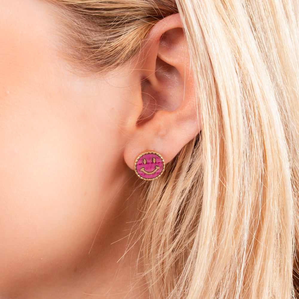SMILEY FACE LEATHER STUD EARRINGS (PINK)