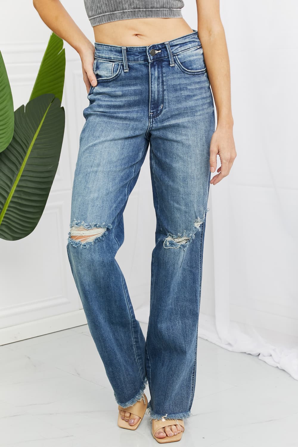 Judy Blue Becka Full Size Mid Rise Straight Jeans